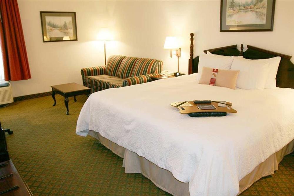 Comfort Inn Darien - North Brunswick Room photo